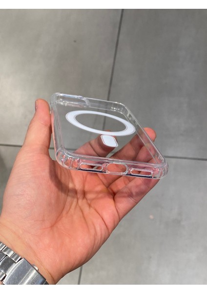 Apple iPhone 11 Uyumlu Magsafe Kablosuz Şarj Destekli Şeffaf Sert Silikon Kılıf modelleri