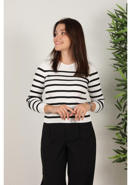 2059 Çizgili Bisiklet Yaka Kazak