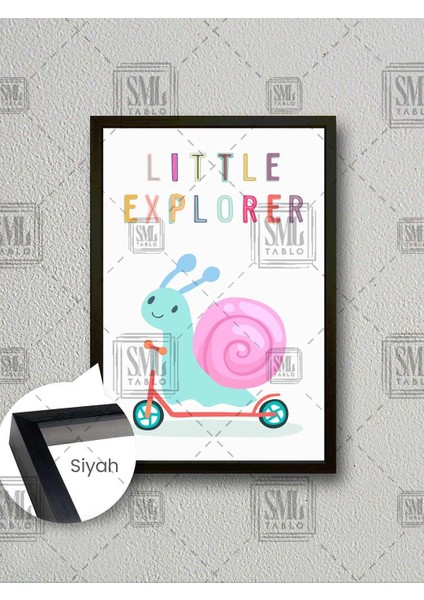 Scooter Süren Şirin Salyangoz Küçük Kaşif Little Explorer Çerçeveli Dikey Kanvas Tablo
