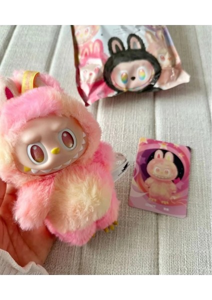 Labubu Into Energy Serisi Peluş Oyuncak indirimleri