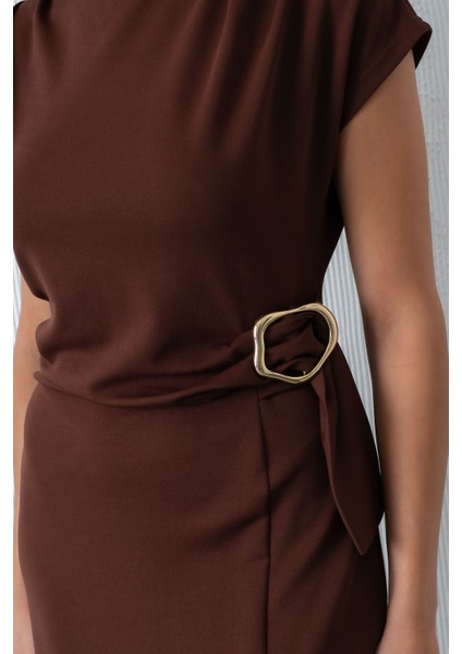 Kadın Kahverengi Toka Detay Midi Davet Elbisesi fırsatları