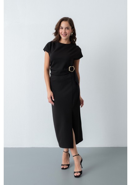 Kadın Siyah Toka Detay Midi Davet Elbisesi