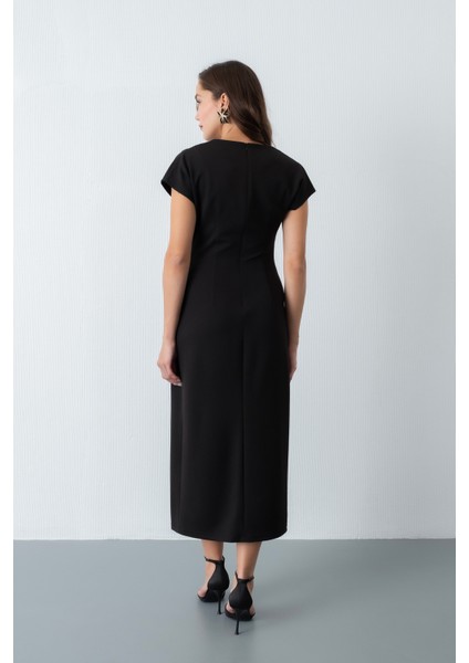 Kadın Siyah Toka Detay Midi Davet Elbisesi indirimleri