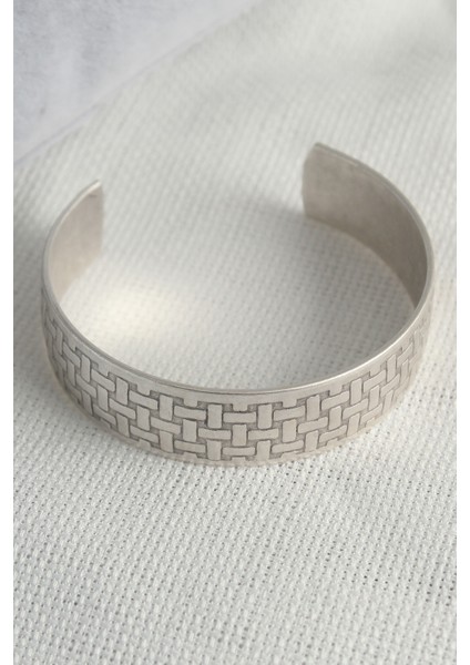 Otantik Gümüş Renk Motif Işleme Detay Plaka Erkek Bileklik fiyatları