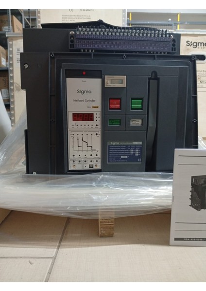 Termik Manyetik Şalter 4 Kutuplu - SFA1600H4 (1600A Açık Tip Güç Şalteri)