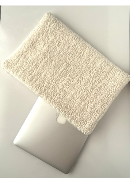 13, 14, 15, 16 inc Laptop Çantası Ekru Tedy Peluş Kumaş, Yumuşak Bilgisayar Kılıfı, % 100 Pamuklu Kalpli Astarlı iç yüzey ,Fermuarlı Notebook Çantası, Kapitoneli Koruyucu Laptop Kılıfı fiyatları