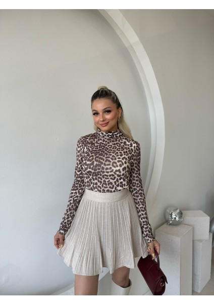 Leopar Desen Boğazlı Uzun Kol Bluz fiyatları