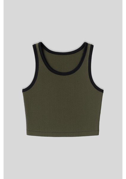 Haki Basic Sıfır Kol Dar Kalıp U Yaka Kadın Crop Top Atlet - 97160