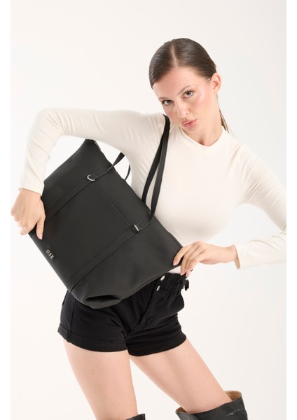 Kadın Büyük Boy Leptop Boy Su Geçirmez Okul Boy Kol Çantası Günlük