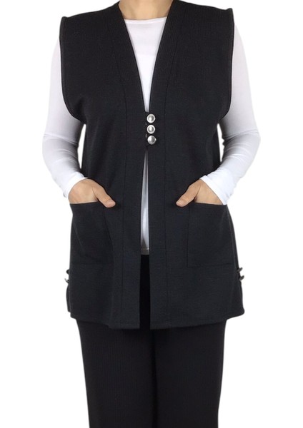 Kadın Önü Üç Düğmeli Kısa Mevsimlik Yelek