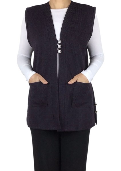 Kadın Önü Üç Düğmeli Kısa Mevsimlik Yelek