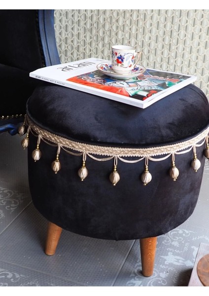 Siyah Kadife Kumaştan Ahşap Ayaklı Vintage Puf fiyatları