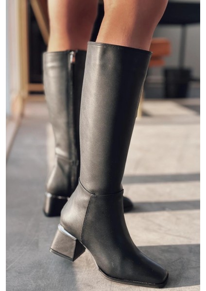 Vionser Mat Deri Kadın Topuklu Çizme Siyah