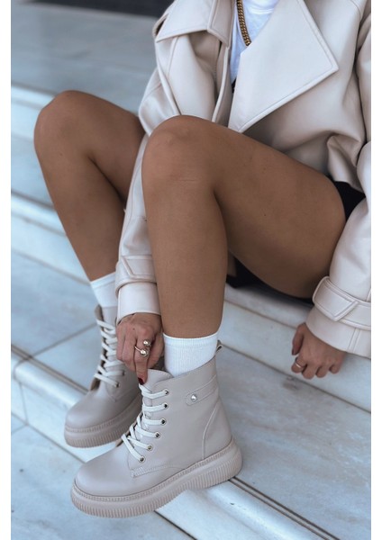 Vonicca Mat Deri Kalın Taban Bej Kadın Postal modelleri