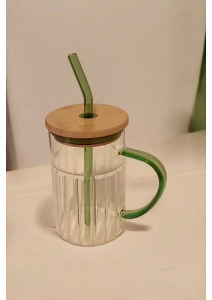 Bambu Kapaklı Cam Pipetli Kupa 420 ml | Yeşil