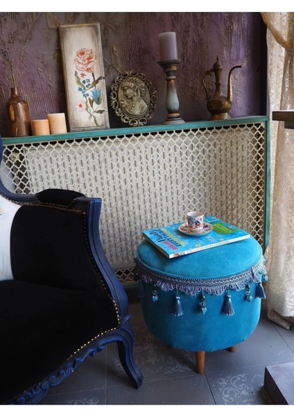 Turkuaz Renginde Ahşap Ayaklı Vintage Puf modelleri
