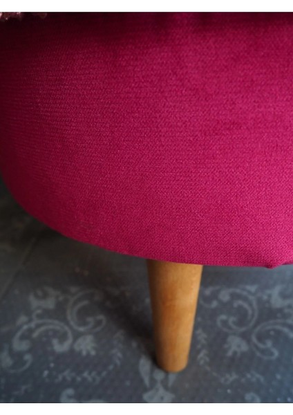 Fuşya Rengi Kadife Kumaştan Ahşap Ayaklı Vintage Puf fiyatları