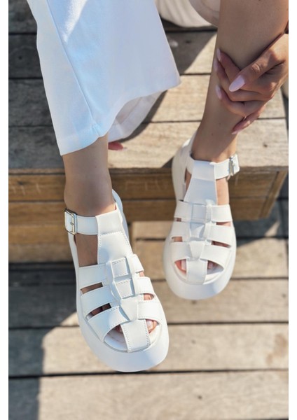 Porens Mat Deri Kalın Taban Kadın Sandalet Beyaz