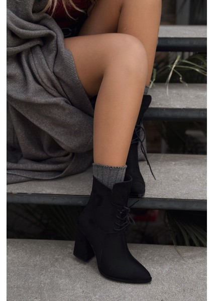 Welanx Süet Bağcık Detaylı Siyah Topuklu Bot fırsatları