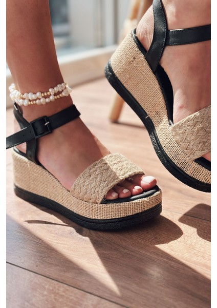Regons Hasır Dolgu Topuklu Kadın Sandalet Siyah