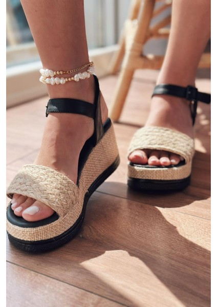 Regons Hasır Dolgu Topuklu Kadın Sandalet Siyah fırsatları