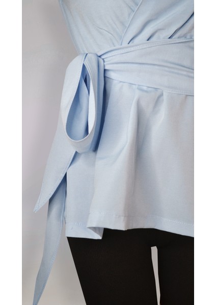 Kolsuz Belden Bağlama Detaylı Kuşaklı Kruvaze Yaka Poplin Gömlek Görünümlü Bluz Mavi modelleri