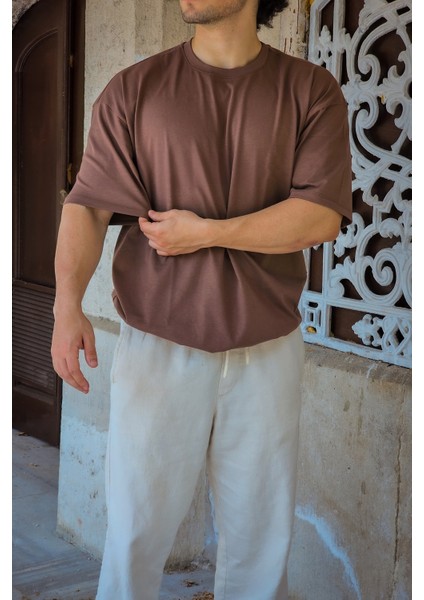 Unisex Kahverengi Oversize Salaş Kesim %100 Pamuk Bisiklet Yaka Basic Tshirt fiyatları