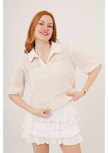 Beyaz Triko Örme Polo Yaka Kısa Kollu Kısa Ajurlu Delikli T-Shirt