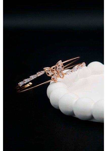 Zirkon Taşlı Kelebek Kadın Bileklik (Ayarlanabilir) modelleri