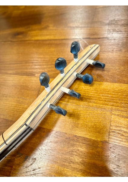 Kısa Sap Yarı Profesyonel Zeytin Bağlama 40 Tekne Jak Girişli