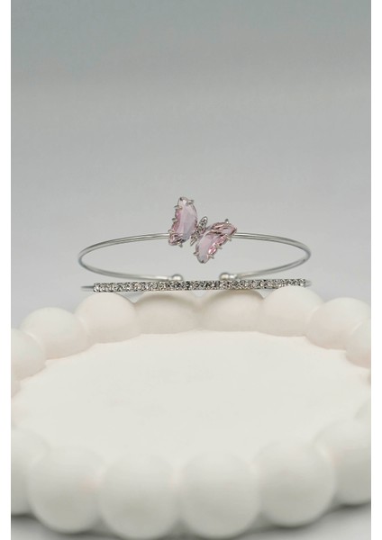 Kelebek Figürlü Zirkon Taşlı Gümüş Renk Kadın Bileklik modelleri