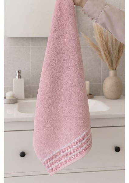 Goldroom Pamuklu 70*140 Şık ve Sade Beden Havlusu fiyatları