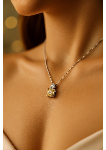 Sitrin Taşlı Lotus Başlık Gümüş Kolye