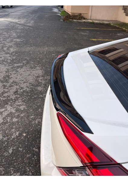 Honda Civic Fc5 Piano Black Anatomik Spoiler Elegance Executive fiyatları