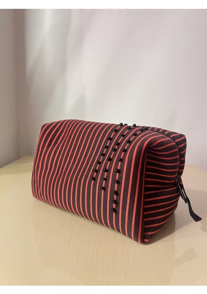 El Yapımı Boncuk İşlemeli Organizer Çanta - Neopren Kumaş - Fermuarlı - Çok amaçlı -Makyaj / Kalemlik / Seyahat Çantası (20x11x11 cm) - Geniş Boy modelleri