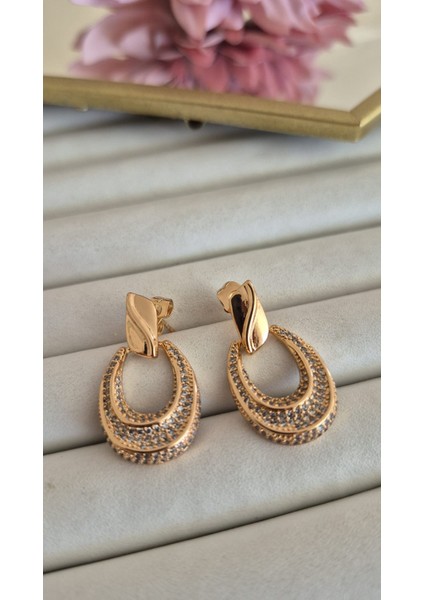 Vip Kararmaz Dora Küpe