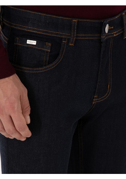 Erkek Lacivert Slim Fit Pamuk Karışımlı Jean Pantolon 50314011-VR033