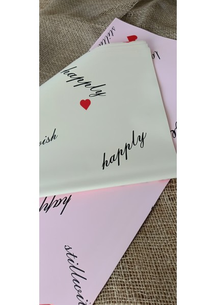 Sevgi Dolu Notlar Temalı 10’lu Çiçek Ambalaj Kağıdı – Krem & Pembe fırsatları