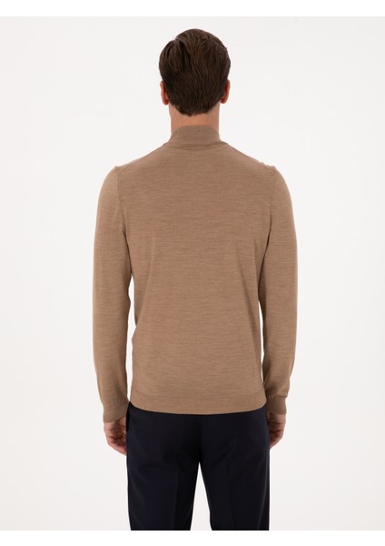 Erkek Camel Slim Fit Yün Karışımlı Yarım Balıkçı Basic Triko Kazak 50315296-VR015