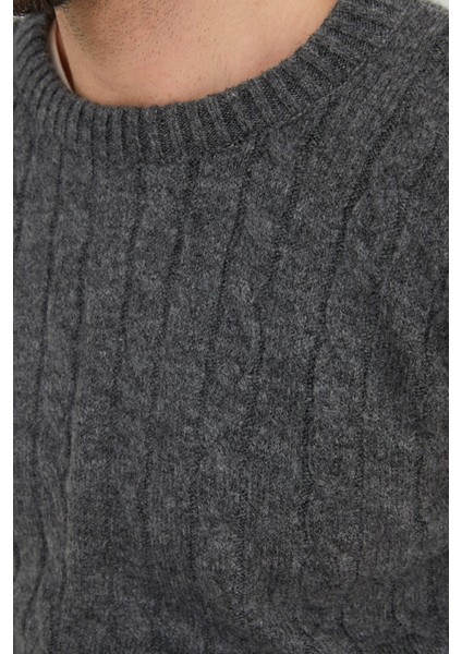 Saç Örgüsü Desenli Bisiklet Yaka Kazak