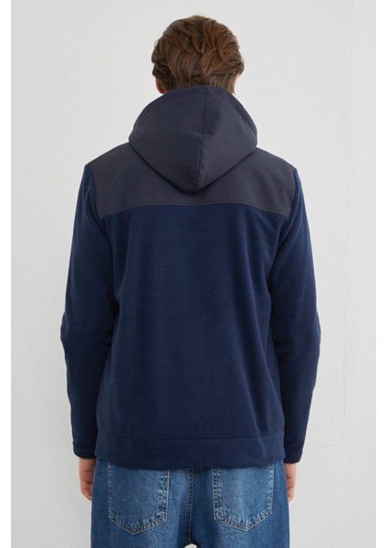 Armalı Kapüşonlu Fermuarlı Polar Ceket