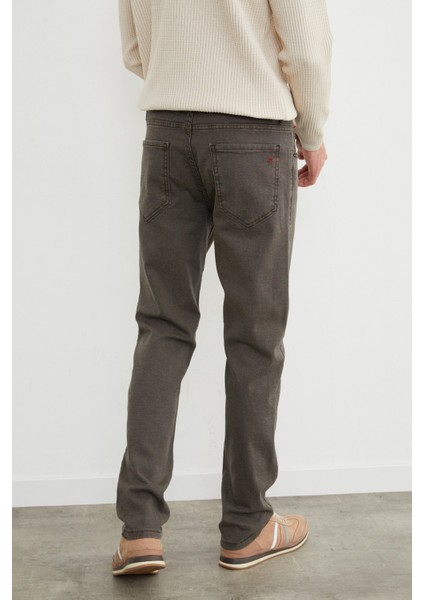 Fermuarlı Regular Fit Jean