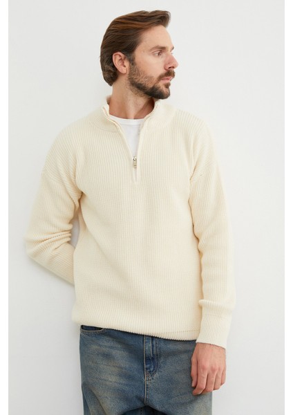 Yarım Fermuarlı Dik Yaka Kazak modelleri