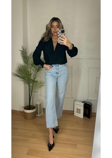 Kadın Uzun Kollu Dökümlü Kruvaze Yaka Kol Ucu Gipeli Sandy Bluz indirimleri