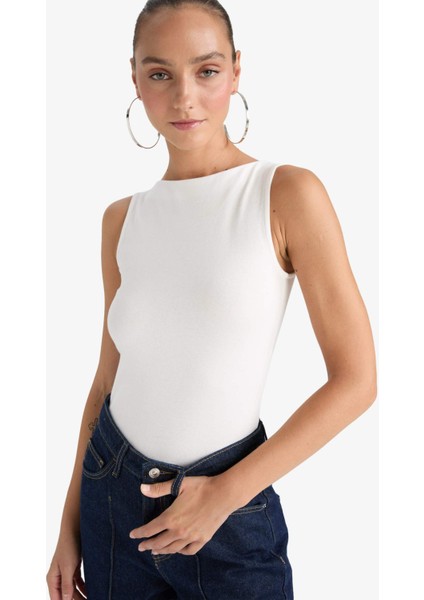 Slim Fit Dar Kesim Kayık Yaka Ribana Atlet F9572AX25AU