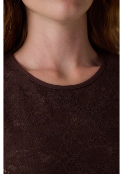 Kahverengi Bisiklet Yaka Dantelli Crop Üst fırsatları