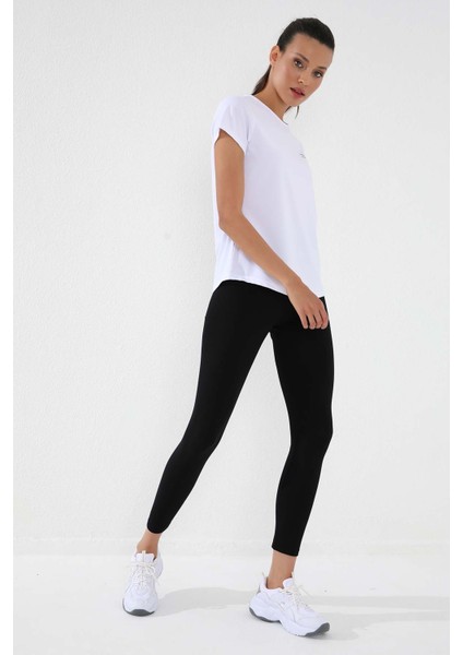 Beyaz Basic Kısa Kol Standart Kalıp O Yaka Kadın T-Shirt - 97144