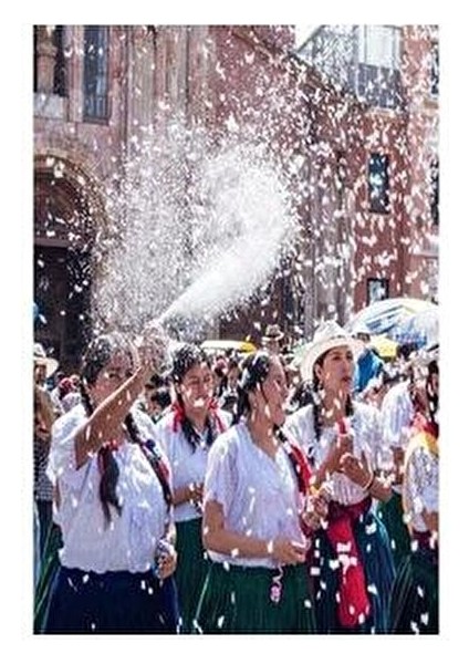 3 Adet Steel Kına Düğün Parti Eğlence Eriyen Kar Spreyi 200 ml fiyatları