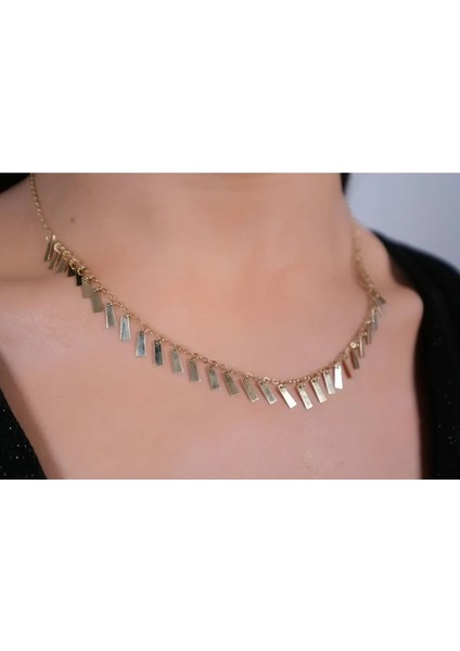 Sallantılı Püsküllü Altın Kolye