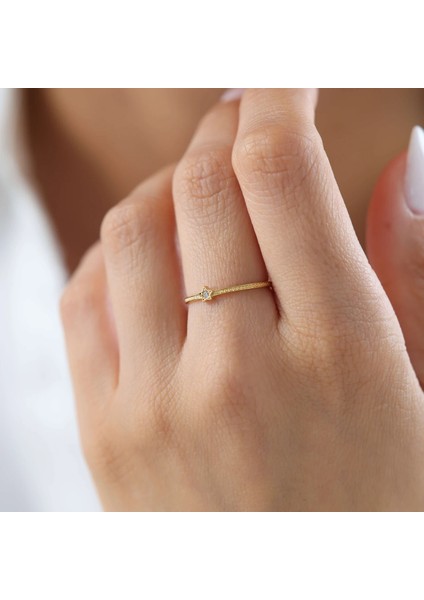 Nisera Sif Yıldız Altın Yüzük indirimleri